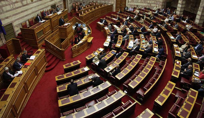 Ενός λεπτού σιγή στη Βουλή για τον θάνατο του Δημήτρη Κρεμαστινού