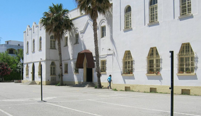 Το ιστορικό κτίριο της πόλης της Κω στην Ιπποκράτους τον Σεπτέμβριο του 2015