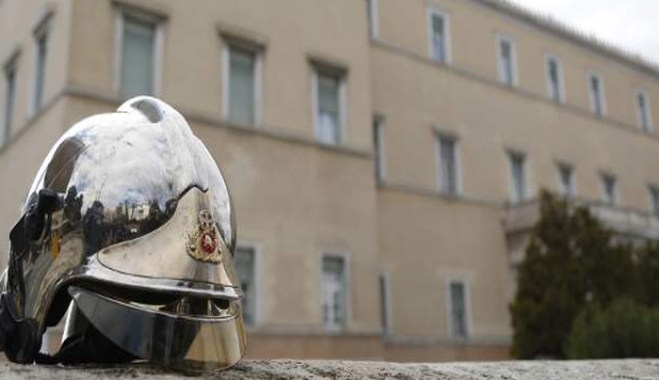 Επιστολή απόγνωσης των Πυροσβεστών προς την πολιτεία: «Ζητάμε τα αυτονόητα, δώστε μας μέσα προστασίας»