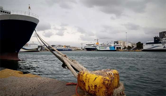 Απαγορευτικό απόπλου στα λιμάνια Πειραιά, Ραφήνας και Λαυρίου λόγω κακοκαιρίας