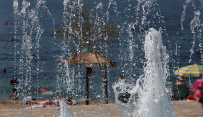 «Καμίνι» από σήμερα και μέχρι το Σάββατο η χώρα: Σε επιφυλακή ο κρατικός μηχανισμός – Υψηλές θερμοκρασίες και τη νύχτα