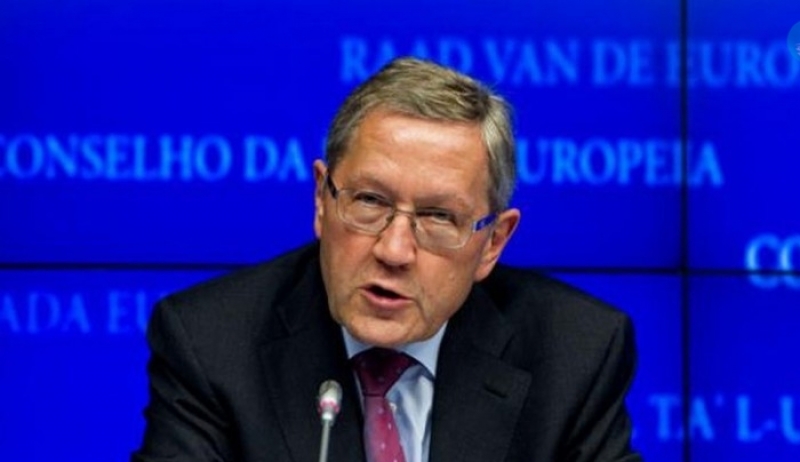 Ρέγκλινγκ: «Η πρόοδος είναι ορατή στην Ελλάδα-Συζητάμε πρόσθετη ελάφρυνση του ελληνικού χρέους»