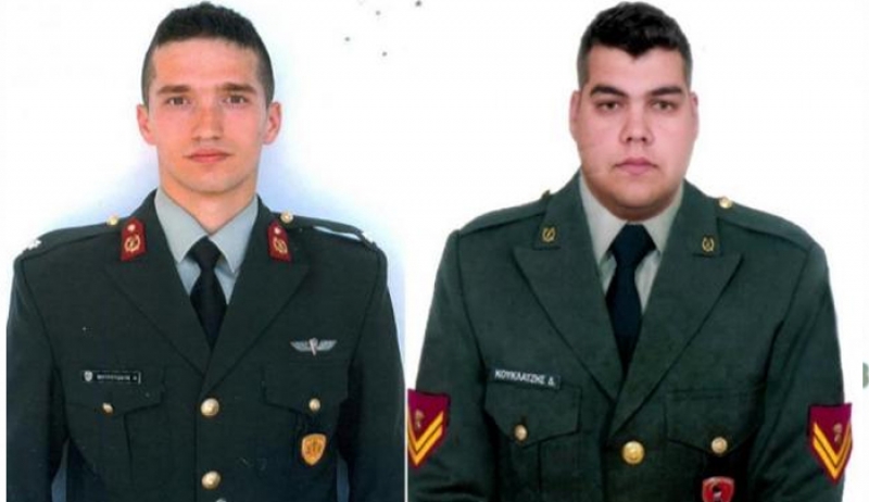 Έλληνες στρατιωτικοί: Πάσχα στις τουρκικές φυλακές – Συγκίνηση στο επισκεπτήριο των γονιών τους