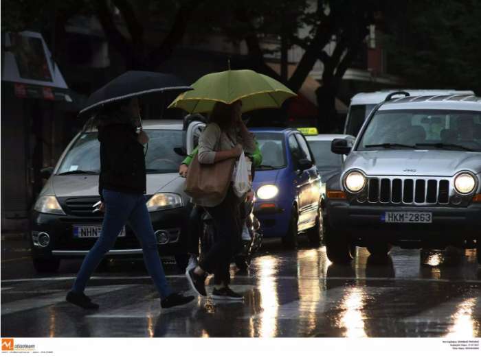 Καιρός σήμερα: 1η Δεκεμβρίου με βροχές και ζέστη – Τοπικές ομίχλες