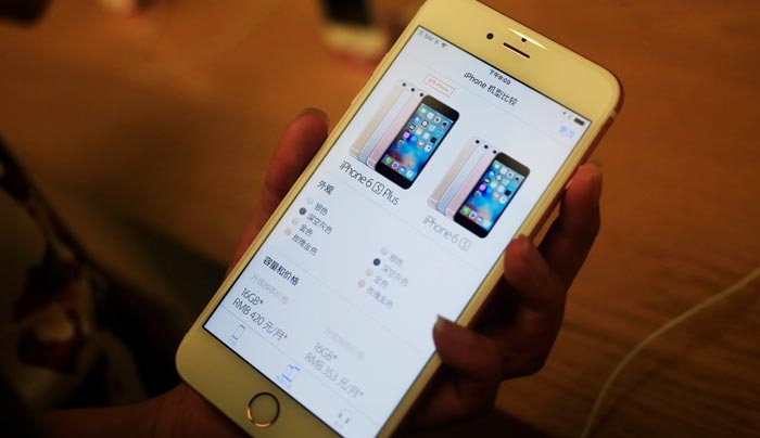 Η Apple κατηγορείται ότι ένα εργοστασιακό ελάττωμα στα iPhone 6 έχει προκαλέσει προβλήματα σε χιλιάδες συσκευές