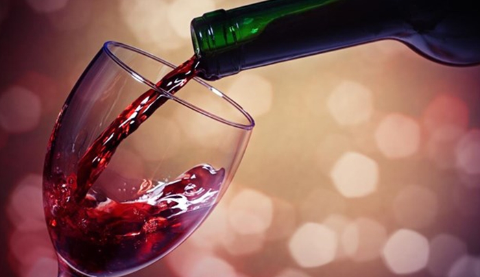 7 συμβουλές προς αρχάριους: πώς πρέπει να πίνετε το κρασί