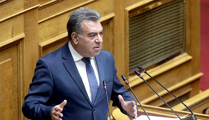 MANOΣ ΚΟΝΣΟΛΑΣ: «Κοινά αποδεκτή λύση για το θέμα της παραχώρησης κοινόχρηστων χώρων από το Υπουργείο Πολιτισμού στους επαγγελματίες της Σύμης»