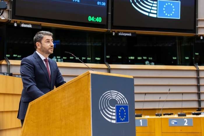 Ενισχύοντας τους Ευρωπαϊκούς μηχανισμούς αλληλεγγύης προς όφελος των λαών