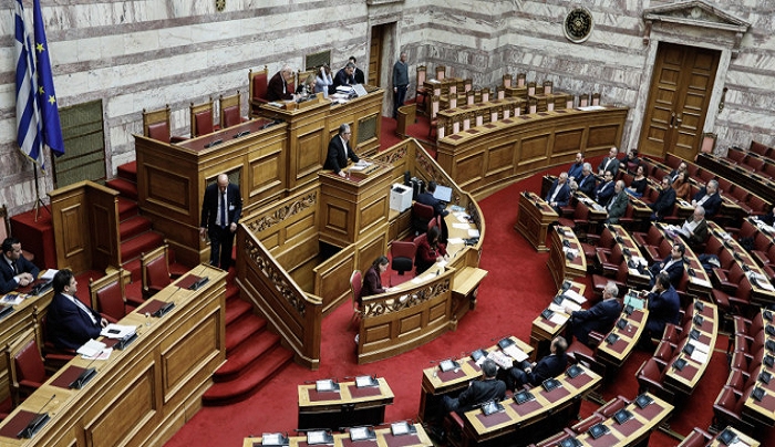 Κοινό κείμενο υπογράφουν ΚΚΕ, ΣΥΡΙΖΑ και ΜέΡΑ 25: «Καταδικάζουμε την αυταρχική απόφαση της κυβέρνησης για τις συναθροίσεις»