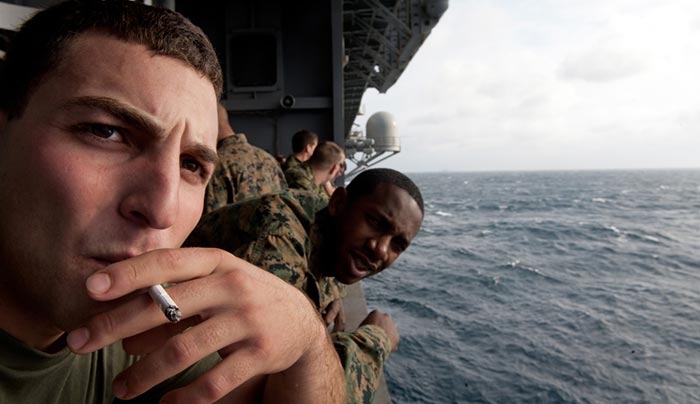 Περισσότερη Άδεια στους στρατιώτες που δεν καπνίζουν - Ποιος το λέει;