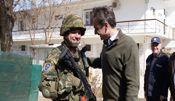 Στον Έβρο για την κατασκευή του νέου φράχτη ο Μητσοτάκης