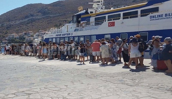 Σύμη: Τούρκοι ακυρώνουν τις ημερήσιες θαλάσσιες εκδρομές λόγω γραφειοκρατίας