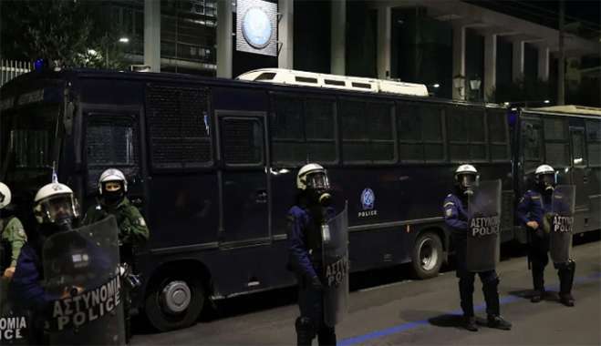 «Φρούριο» η Αθήνα για το Πολυτεχνείο: Πάνω από 5.000 αστυνομικοί, drones και μέτρα σε Πρεσβείες