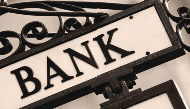 Σε κίνδυνο οι τράπεζες: «Χάνονται» 10 δισ. ευρώ - Αγωνία για τα capital controls
