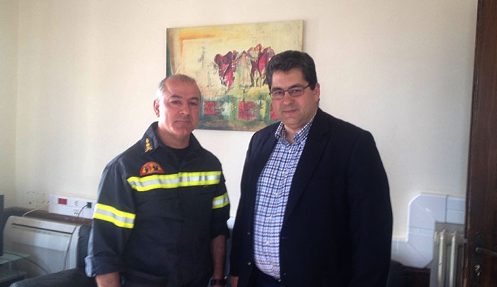 Συνάντηση Χ. Κόκκινου με τον Διοικητή της Πυροσβεστικής Υπηρεσίας Ρόδου