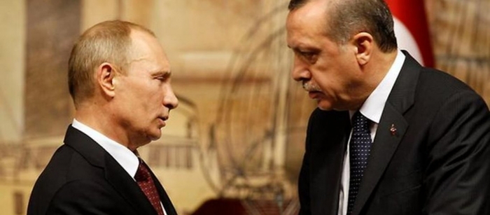Η τουρκική λίρα πέφτει και τρομάζει την ΕΕ: Τηλεφωνική συνομιλία Πούτιν-Ερντογάν μετά το «θα βρούμε άλλους συμμάχους»