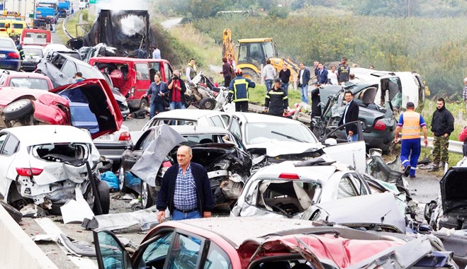 Στον Εισαγγελέα ο οδηγός της νταλίκας - πέντε οι νεκροί στην Εγνατία