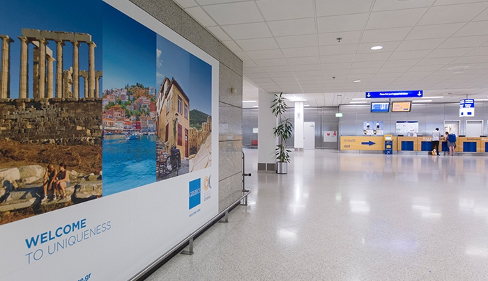 Καμπάνια «welcome» από το υπουργείο Τουρισμού και τον ΕΟΤ σε σημεία εισόδου Τουριστών της χώρας