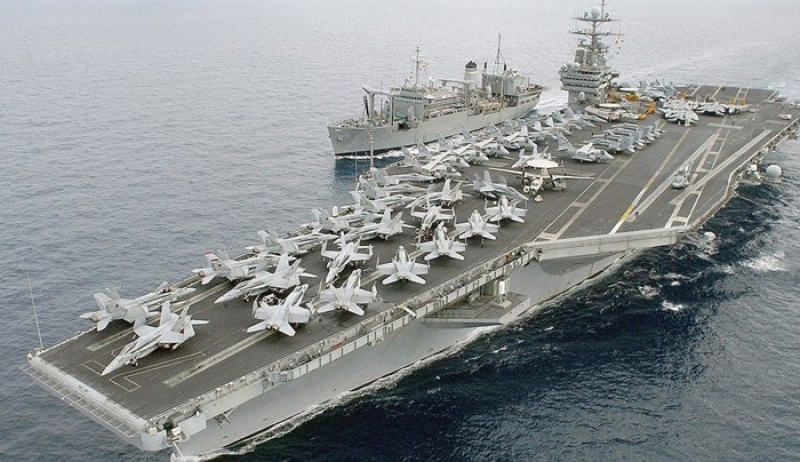 Οι ΗΠΑ στέλνουν αεροπλανοφόρο και 7 πολεμικά πλοία στη Μεσόγειο