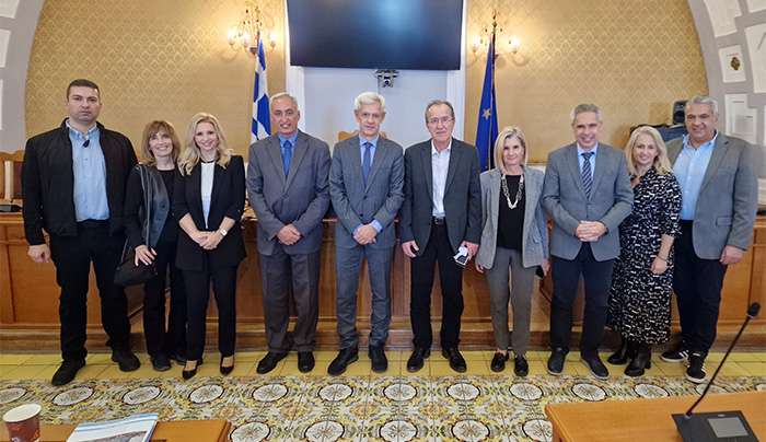 Νέα πρωτοβουλία στήριξης των ακριτικών σχολείων: Το πρόγραμμα «Εκπαιδευτική Γέφυρα στο Νότιο Αιγαίο» παρουσιάστηκε στη Ρόδο