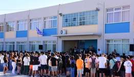 Νέα σχολική χρονιά: Στο «τραπέζι» Εθνικό Απολυτήριο, μισθοί εκπαιδευτικών και εκδρομές