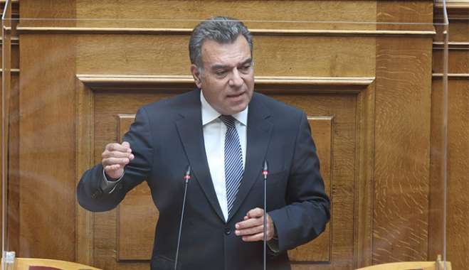 «Την αύξηση του προνοιακού και διατροφικού επιδόματος για νεφροπαθείς, μεταμοσχευμένους ασθενείς και ΑμεΑ , ζητά ο Μάνος Κόνσολας»