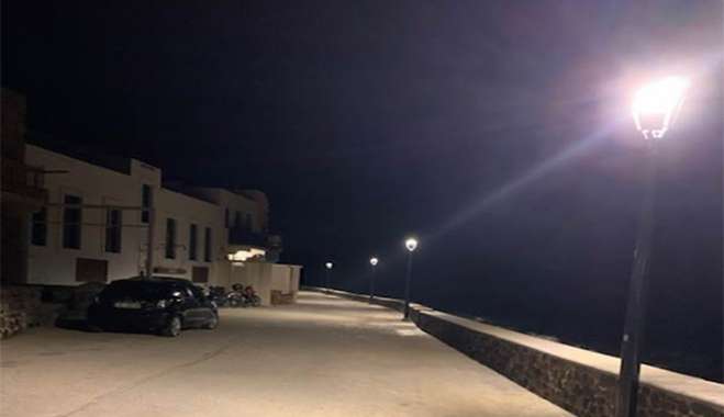 ΝΕΑ ΦΩΤΙΣΤΙΚΑ ΣΤΟ ΠΑΡΑΛΙΑΚΟ ΜΕΤΩΠΟ ΜΑΝΔΡΑΚΙΟΥ – ΑΝΑΒΑΘΜΙΣΗ ΓΙΑ ΜΙΑ ΝΙΣΥΡΟ ΠΙΟ ΦΩΤΕΙΝΗ ΚΑΙ ΠΙΟ ΑΣΦΑΛΗ