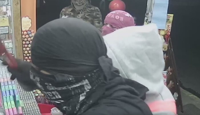 Αυτά είναι τα μέλη της συμμορίας που διέπραξαν 125 ληστείες - Σοκάρει βίντεο από τη δράση τους - ΦΩΤΟ