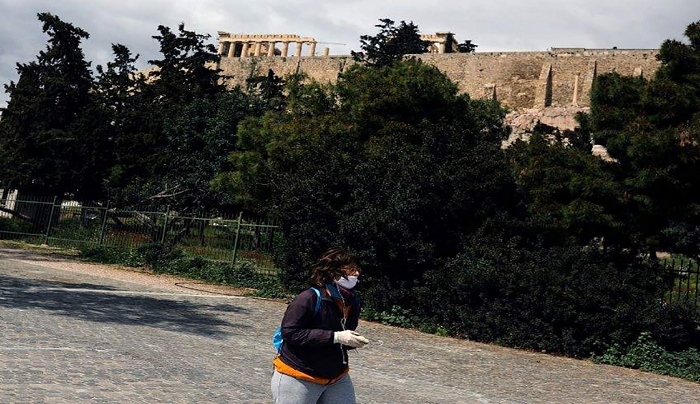 Δημοσκόπηση: Οι πολίτες αφήνουν πίσω τον κορωνοϊό και ανησυχούν για την επόμενη μέρα