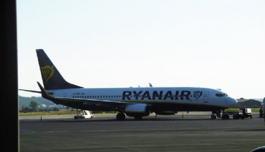 Ryanair: Τέλος οι πτήσεις Αθήνα - Θεσσαλονίκη από τον Απρίλη