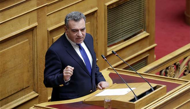 ΜΑΝΟΣ ΚΟΝΣΟΛΑΣ: «Να δούμε την επόμενη μέρα και το μέλλον στην επαγγελματική εκπαίδευση»