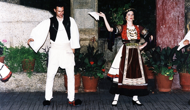 Η Ελένη Δρόσου στην Kostoday: «Ο χορός είναι πάθος, έκφραση, ψυχή!»