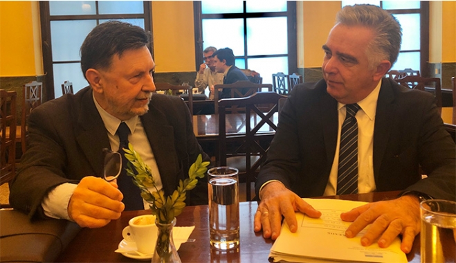 Ο Βασίλης Α. Υψηλάντης σε συνάντηση με τον υφυπουργό Χωροταξίας και Αστικού Περιβάλλοντος κ. Δημήτριο Οικονόμου