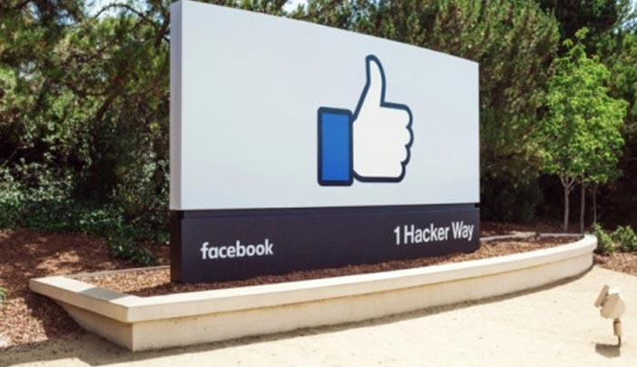 Το Facebook ετοιμάζει τις δικές του “έξυπνες” συσκευές