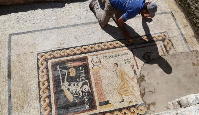 Αρχαίο ελληνικό ψηφιδωτό μας διδάκει το νόημα της ζωής