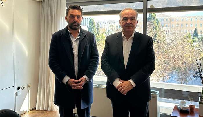Συνάντηση Δημάρχου Χάλκης κ. Φραγκάκη Ευάγγελο με τον Αναπληρωτή Υπουργό Ανάπτυξης και Επενδύσεων κ. Νίκο Παπαθανάση.