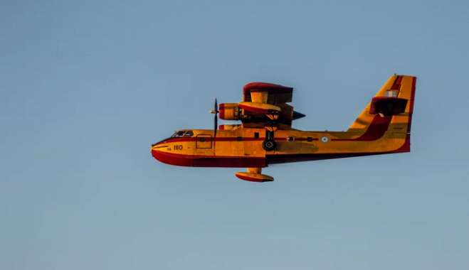 «Μύλος» με το ελληνικό Canadair στην Κύπρο, «ήρθε με βλάβη» - Διαψεύδει η Αθήνα