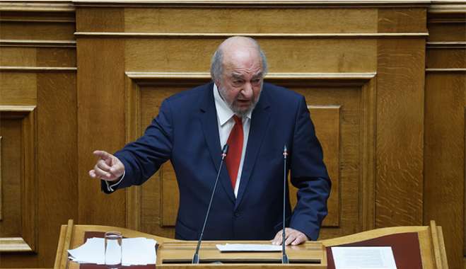 Νικητιάδης - Κατρίνης με ερώτηση στη Βουλή: Λιγότεροι πάγκοι στις λαϊκές αγορές σημαίνουν ακριβότερα προϊόντα για τους καταναλωτές