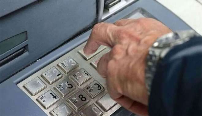 Μεγάλες αλλαγές στις τραπεζικές συναλλαγές φέρνει η ΑΙ