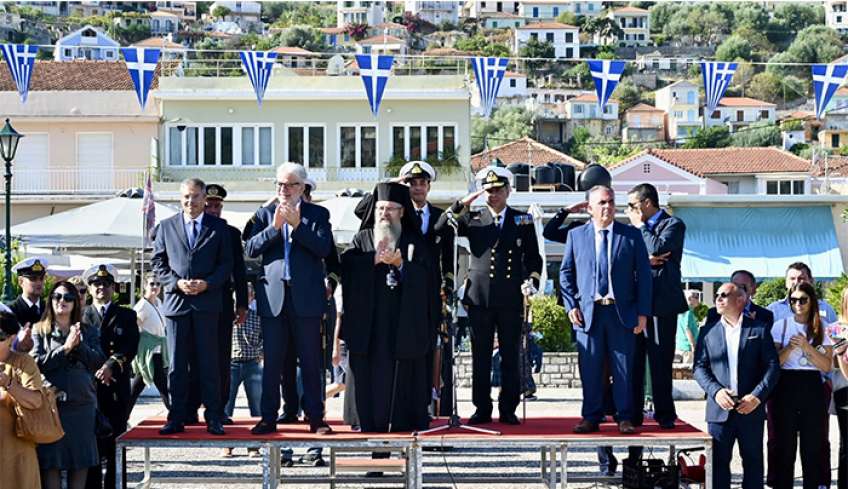 Τον Πρωθυπουργό και την Ελληνική Κυβέρνηση εκπροσώπησε στην Ιθάκη ο Υπουργός Ναυτιλίας και Νησιωτικής Πολιτικής, Χρήστος Στυλιανίδης στις εκδηλώσεις για την εθνική επέτειο της 28ης Οκτωβρίου (28.10.2023)