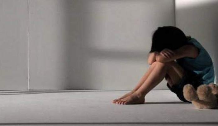 Ρόδος: Οι ζωγραφιές της 7χρονης αποκάλυψαν τον βιασμό από μάνα, θεία και παππού