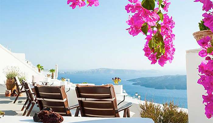 HolidayCheck: Το 18% των Γερμανών «ψηφιζει» διακοπές στην Ελλάδα για το 2024 – Με ποια κριτήρια επιλέγουν προορισμό