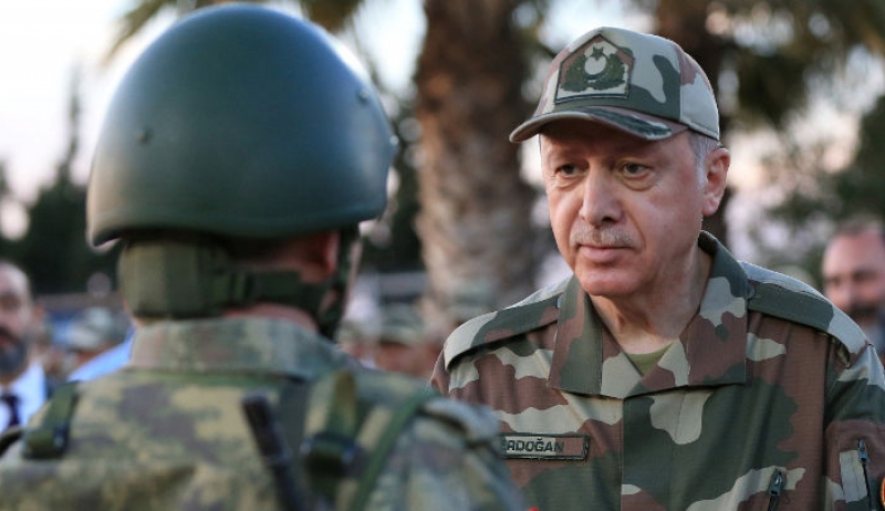 Ωμός εκβιασμός Ερντογάν - Συμψήφισε τους 2 στρατιωτικούς με τους &quot;8&quot; - Οργή της Αθήνας: Η Ελλάδα έχει Πρωθυπουργό και όχι &quot;Σουλτάνο&quot; - ΒΙΝΤΕΟ