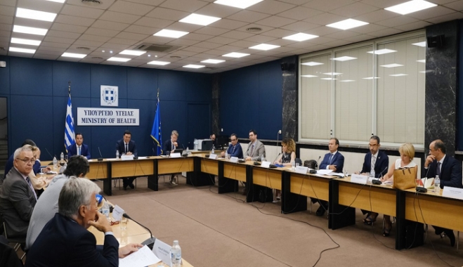 Έρχονται 7 μέτρα για τα φάρμακα: Τι ανακοινώθηκε σε σύσκεψη με έξι υπουργούς