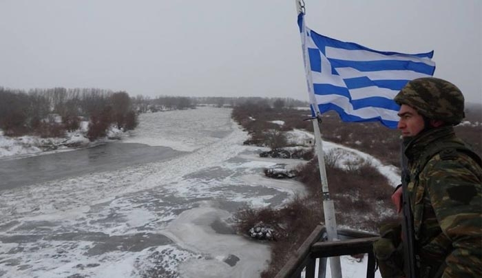 Η φωτογραφία του στρατιώτη στον Έβρο που έγινε viral