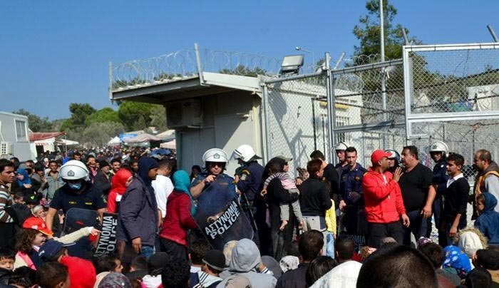 Μουζάλας: Ολοκλήρωση της μετεγκατάστασης των προσφύγων μέχρι τα μέσα Ιουνίου