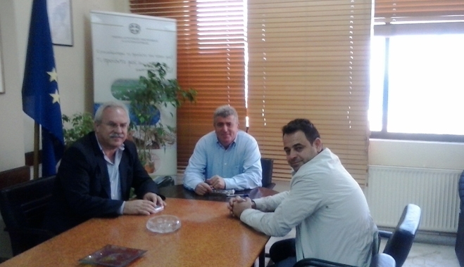 Συνάντηση του Αντιπεριφερειάρχη κ. Φ. Ζαννετίδη με τους κ. Γάκη και Σαντορινιό