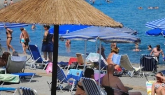 «Από ρεκόρ σε ρεκόρ ο ελληνικός τουρισμός», γράφει ο γερμανικός Τύπος