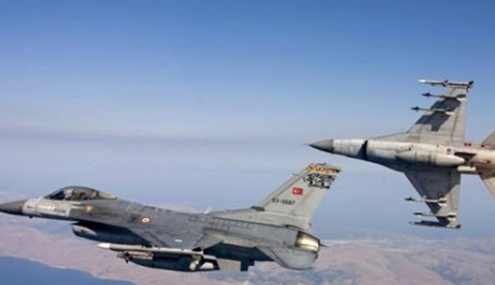 Δεκαπέντε παραβιάσεις από τουρκικά αεροσκάφη