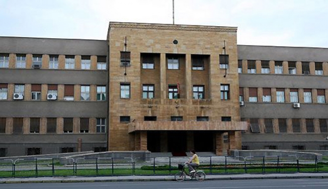 Ξύλο στη Βουλή των Σκοπίων Μεταξύ Αλβανών βουλευτών